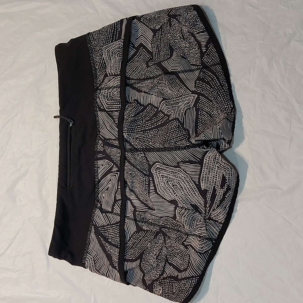 Lululemon Speed Short - Picture 5 of 6
